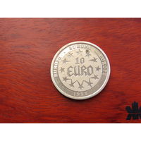 10 Евро 1998 года. Серебро 999. Нечастая, без указания страны.