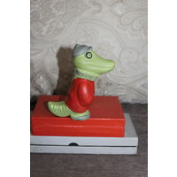 Игрушка резиновая "Крокодил Гена", времён СССР,  высота 13 см.
