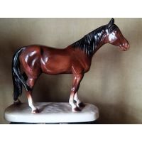 Лошадь,Скакун, фарфор, ГДР,большая,не частая статуэтка,70-е года,без Минимальной цены