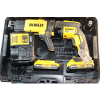 Шуруповерт для гипсокартона DeWalt DCF620D2K (с 2-мя АКБ, кейс)