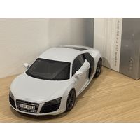 Коллекционная модель Audi R8 5.2L FSI Quattro от компании Kyosho