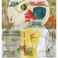 Мадагаскар 2000 ариари 2017 год UNC