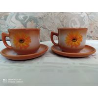 Две чашки с блюдцем керамика