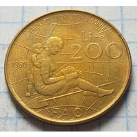 Италия 200 лир, 1980 ФАО - Международный женский год        ( 3-6-2 )