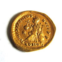 Солид.Древний Рим имп.Феодосий чеканка Константинополя Aurum 4,4 900+