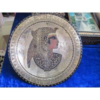 Настенная тарелка-панно египетское латунное.