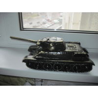 Танк Т-34, керамопластик, 11х34х11 см.