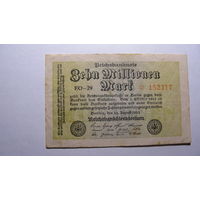 Германия 10 миллионов марок 1923 Ro105 (6 цифр в номере. Перед номером - звёздочка. Окрас номера - бледно красный )