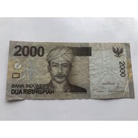 2000 рупий 2015 г., Индонезия