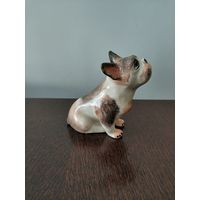 Фарфоровая статуэтка Собака Бульдог