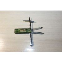 Перочинный нож "Горький", времён СССР, длина в сложенном виде 6.5 см.