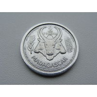 Мадагаскар. 2 франка 1948 год  KM#4