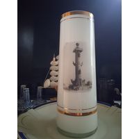 Ваза молочное стекло"Ростральная колонна"в С-Петербурге