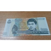 200 риэлей  2022 года Камбоджи с полтора рубля**83134