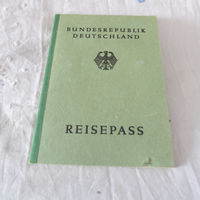 Заграничный паспорт ФРГ муж/жена 1953 (Reisepass Bundesrepublik Deutchland)