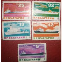 Марки серии Болгария корабли 1983