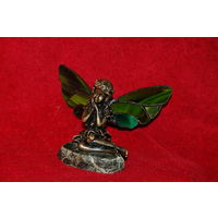 Скульптура "фея" , бронза с витражом на мраморе
