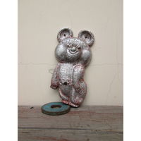 Олимпийский мишка-медведь 1980 год СССР (металл)