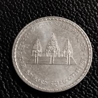 Камбоджа 100 риелей 1994г.