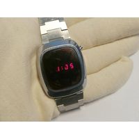 Наручные электронные LED часы Commodore - Time Master, 1977 г., родной браслет. Редкий коллекционный экземпляр! Без МЦ, с рубля!