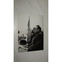 Черно-белое фото " Гусаковский И. И.дважды Герой Советского Союза (1944, 1945).\1