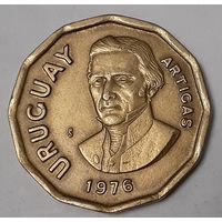 Уругвай 1 новый песо, 1976 (4-8-5)