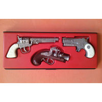 Сувенирный набор "Старинное оружие" ("Пират", "Пистолет", "Кадет")