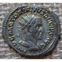 ДЕНАРИЙ. Antoninian из Ульпия Траяна ДЕЦИЙ (249-251 н. э) два dacia стоя 4,69гр.22,9мм.