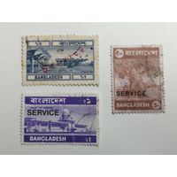 Бангладеш 1976- 1983 с надпечаткой "SERVICE" красного или черного цвета