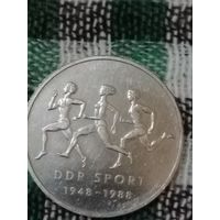 ГДР 10 марок 1988 Спорт