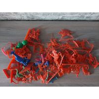 Солдатики,пластик,игрушки СССР.