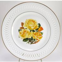Фарфоровая тарелка серия Коллекция Двенадцать Роз Роза Пис Bing & Grondahl Дания