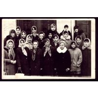 Фото Могилёв 1973 год Станция юных техников В платочках