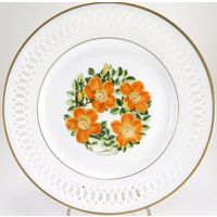 Фарфоровая тарелка серия Коллекция Двенадцать Роз Роза Астриэн Купер Bing & Grondahl Дания