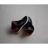 Ботинки сникерсы фирмы SUPRA р. 33-34 по стельке 21 см