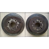 Диски тормозные задние к Toyota Yaris 2002 2 шт.