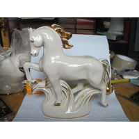 Конь, лошадь ЛФЗ 21,5х23 см.