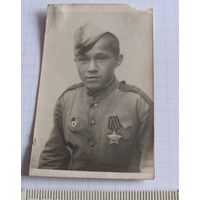Фото 51 сын полка с орденом Славы и медалью За Сталинград