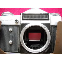 Фотоаппарат Zenit E ( Зенит Е ) с чехлом. +