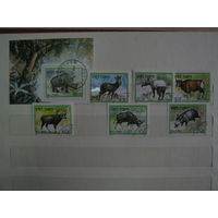 Марки - фауна, Вьетнам, блок и 6 марок, носорог, кабан буйвол и др.