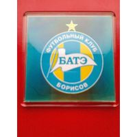 Магнит - Логотип Футбольного Клуба "БАТЭ" Борисов - Размеры магнита 6/6 см.