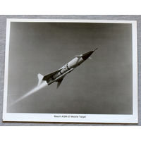 Рекламная фотография с авиасалона - Летающая мишень AQM-37 Ле Бурже 1983 год ( черно-белая реальная фотография  )