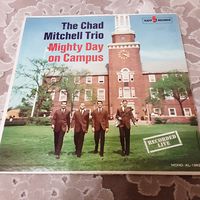 THE CHAD MITCHELL TRIO - 1961 - MIGHTY DAY ON CAMPUS (USA) LP