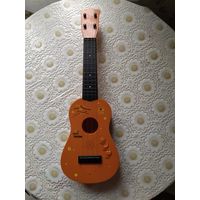 Детская музыкальная игрушка - гитара