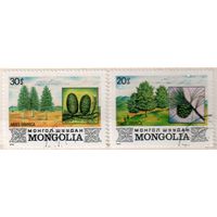 Деревья. 2 марки, 1982г., гаш. Монголия.
