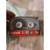 Кассета maxell UR 90.  B сторона чистая.