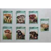 Вьетнам 1987 /флора - Грибы / Серия 7 марок