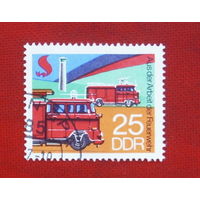 ГДР. Пожарный транспорт. ( 1 марка ) 1977 года. 2-13.