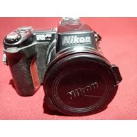 С рубля, без мц. фотоаппарат Nikon coolpix 8700. 11х11х8см.