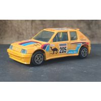 Burago Peugeot  модель автомобиля 1/43